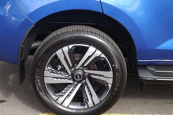 2025 Isuzu MU-X LS-T