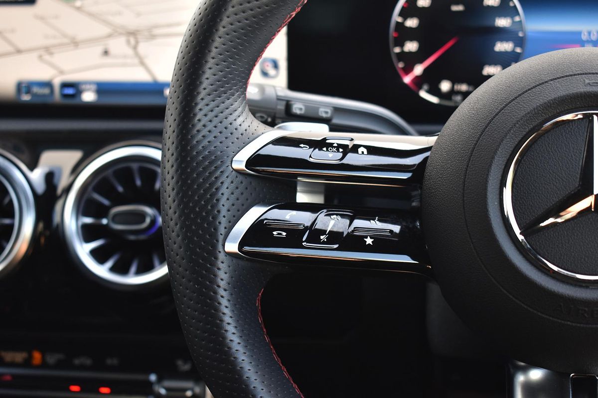 2025 Mercedes-Benz A-Class A200 W177