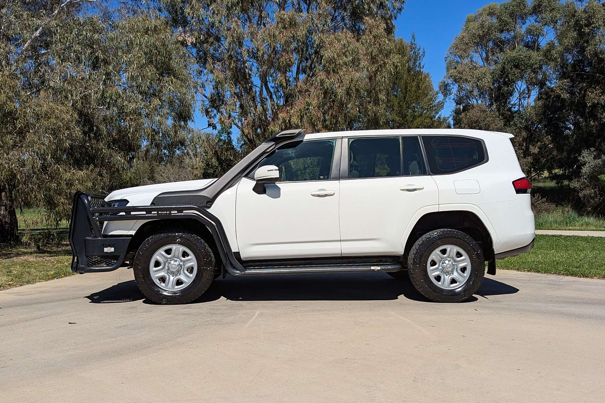 2022 Toyota Landcruiser GX FJA300R