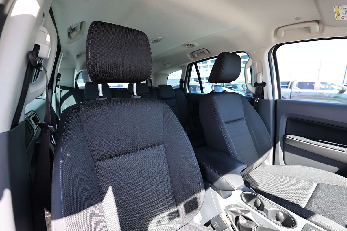 2015 Ford Everest Trend UA 3.2L