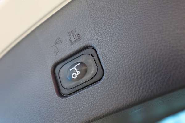 2015 Ford Everest Trend UA 3.2L