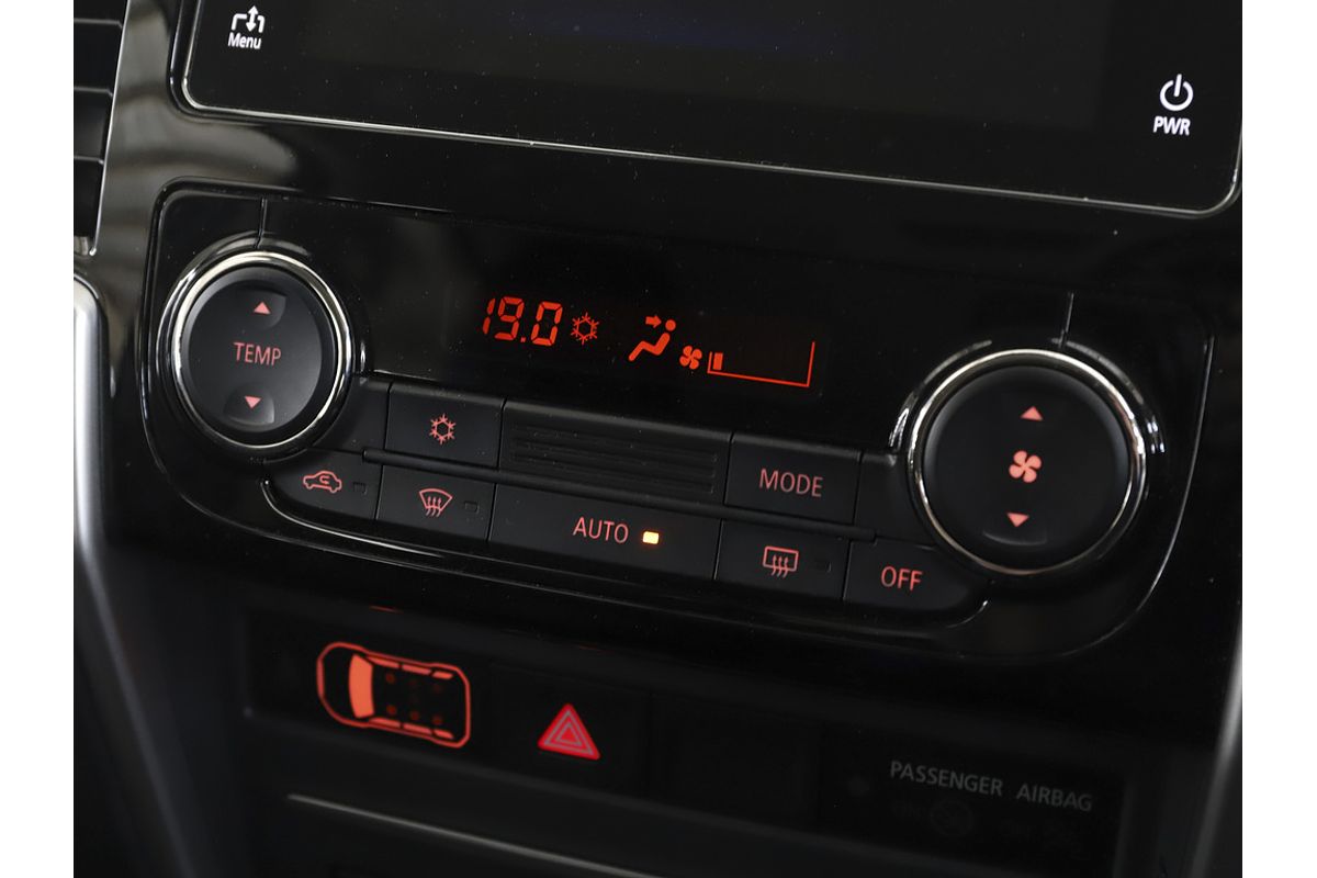 2021 Mitsubishi MR Triton GSR 2.4L D 6A/T 4X4 DC PU