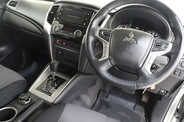 2021 Mitsubishi Triton GSR MR 4X4