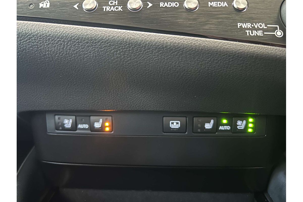 2024 Lexus ES ES300h Luxury AXZH10R