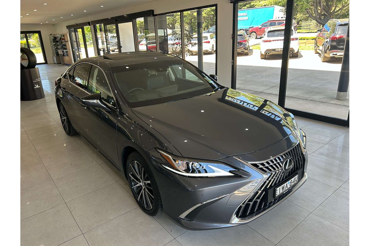 2024 Lexus ES ES300h Luxury AXZH10R