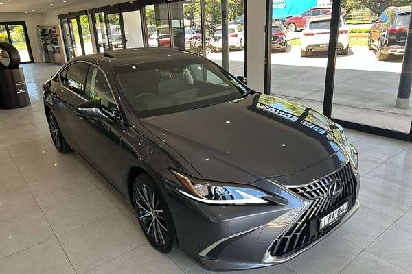 2024 Lexus ES ES300h Luxury AXZH10R