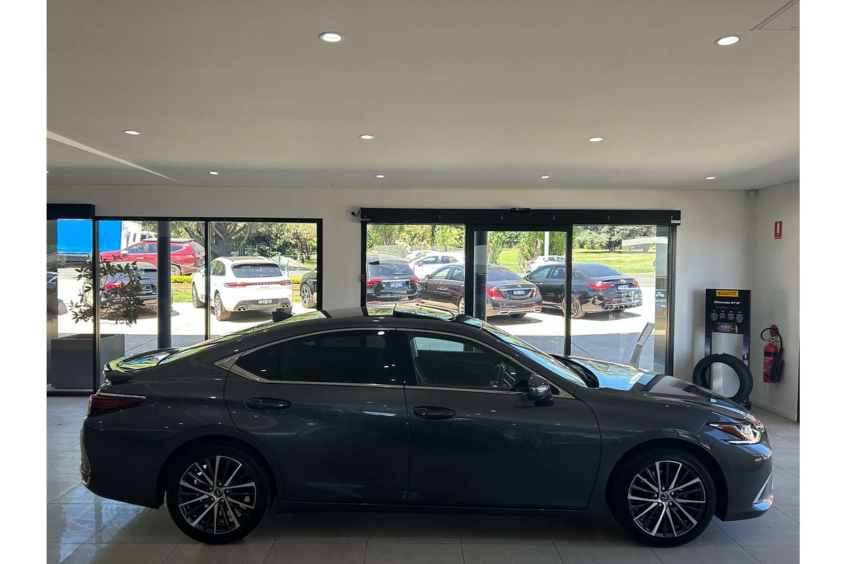 2024 Lexus ES ES300h Luxury AXZH10R