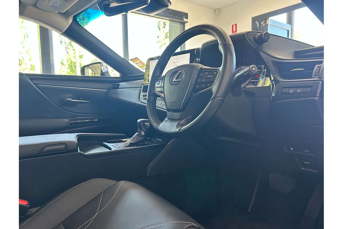 2024 Lexus ES ES300h Luxury AXZH10R