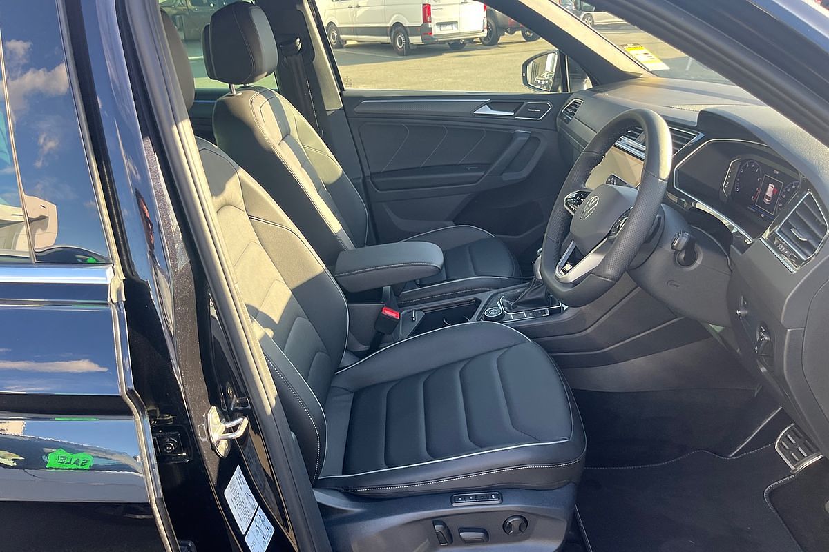 2024 Volkswagen Tiguan 162TSI R-Line 5N