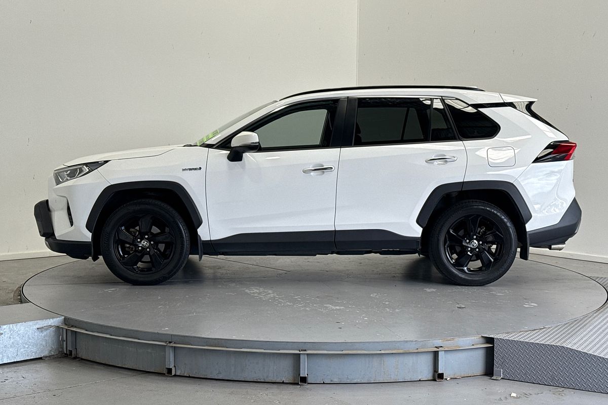 2021 Toyota RAV4 Cruiser AXAH54R