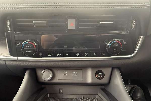 2025 Nissan X-TRAIL N-TREK T33