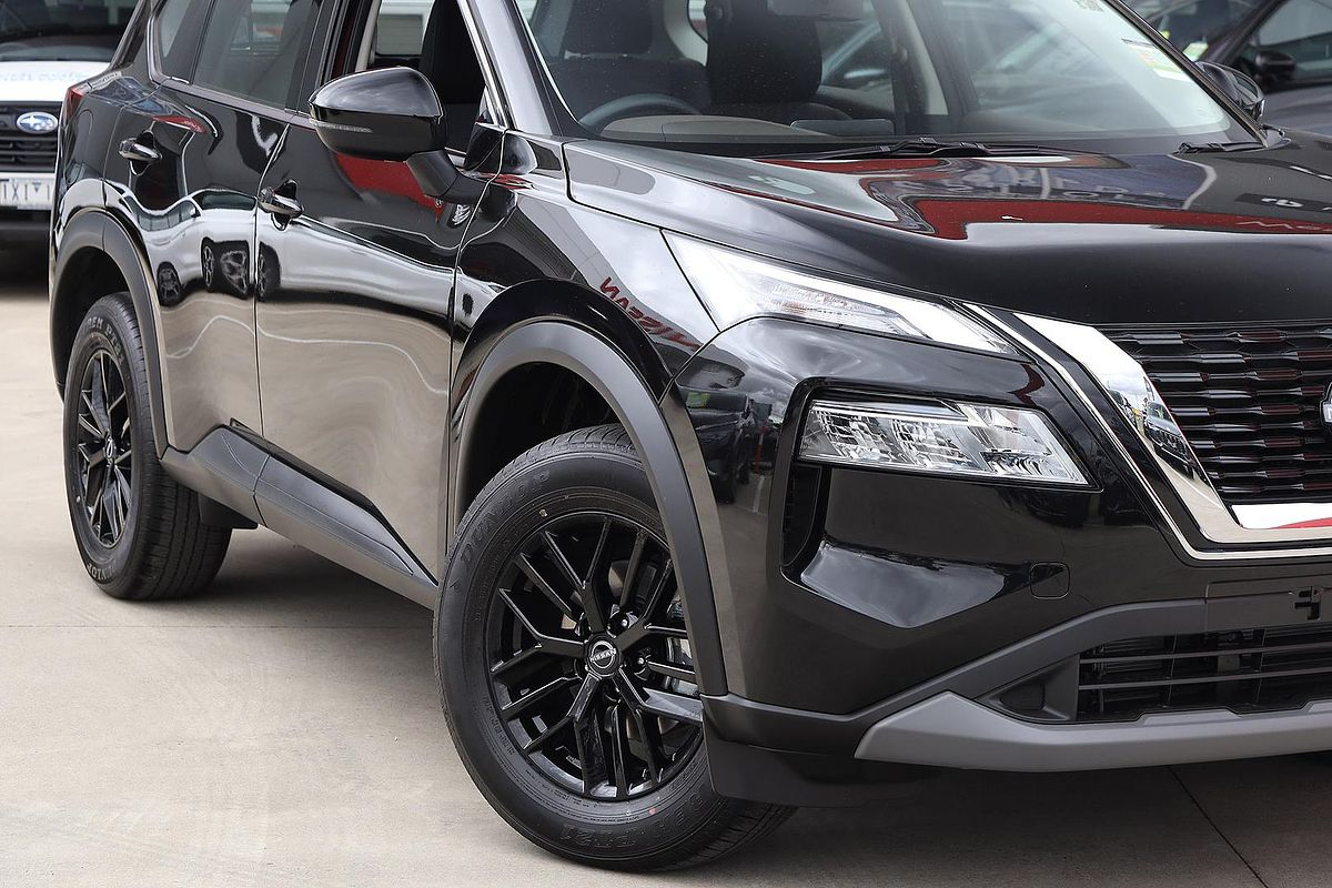 2025 Nissan X-TRAIL ST T33