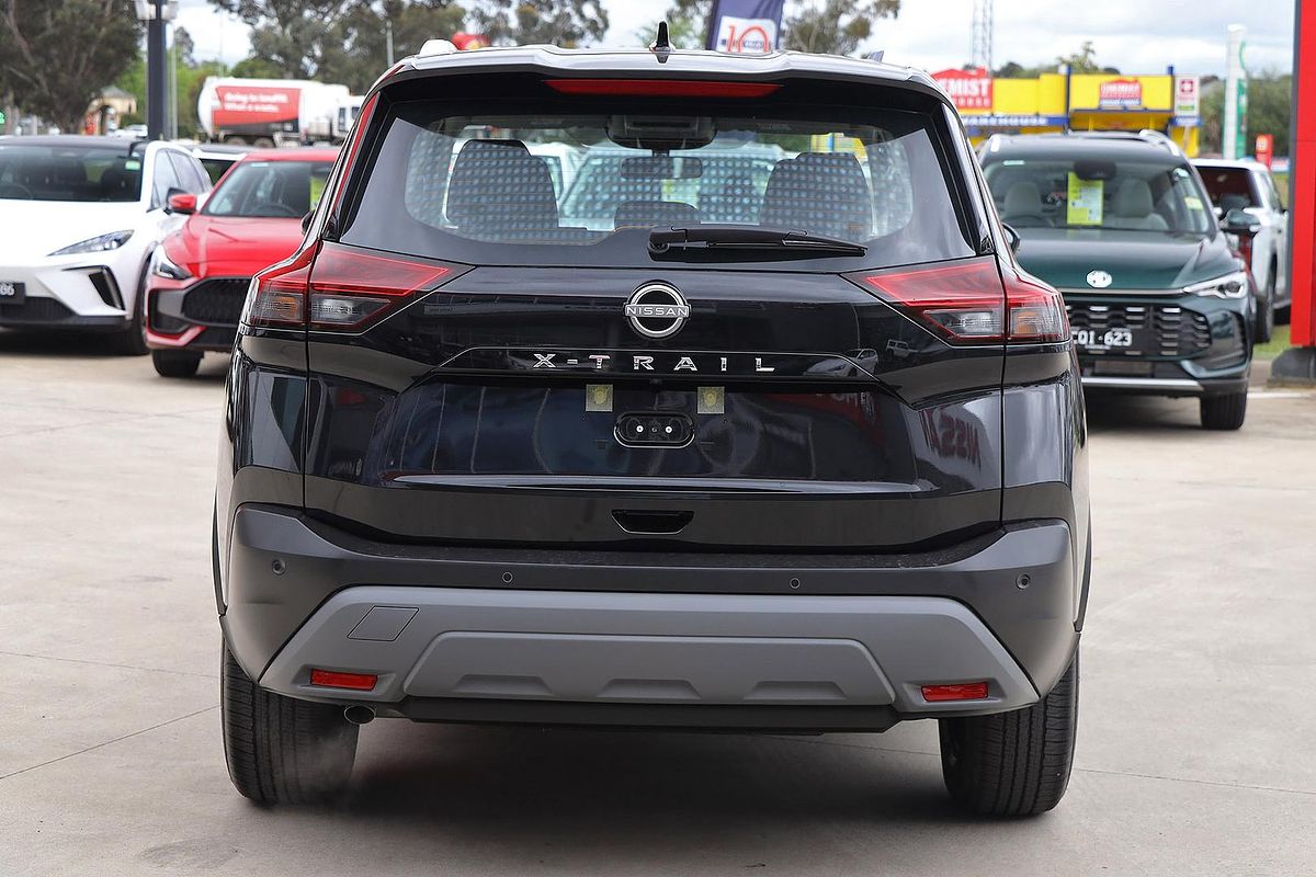 2025 Nissan X-TRAIL ST T33
