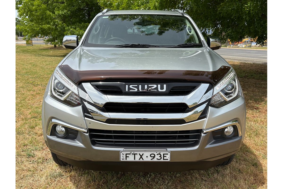 2020 Isuzu MU-X LS-T