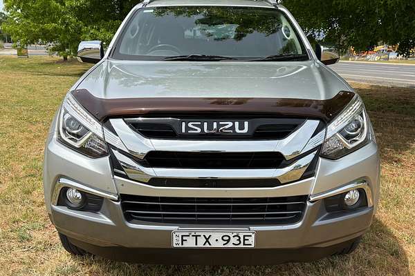 2020 Isuzu MU-X LS-T