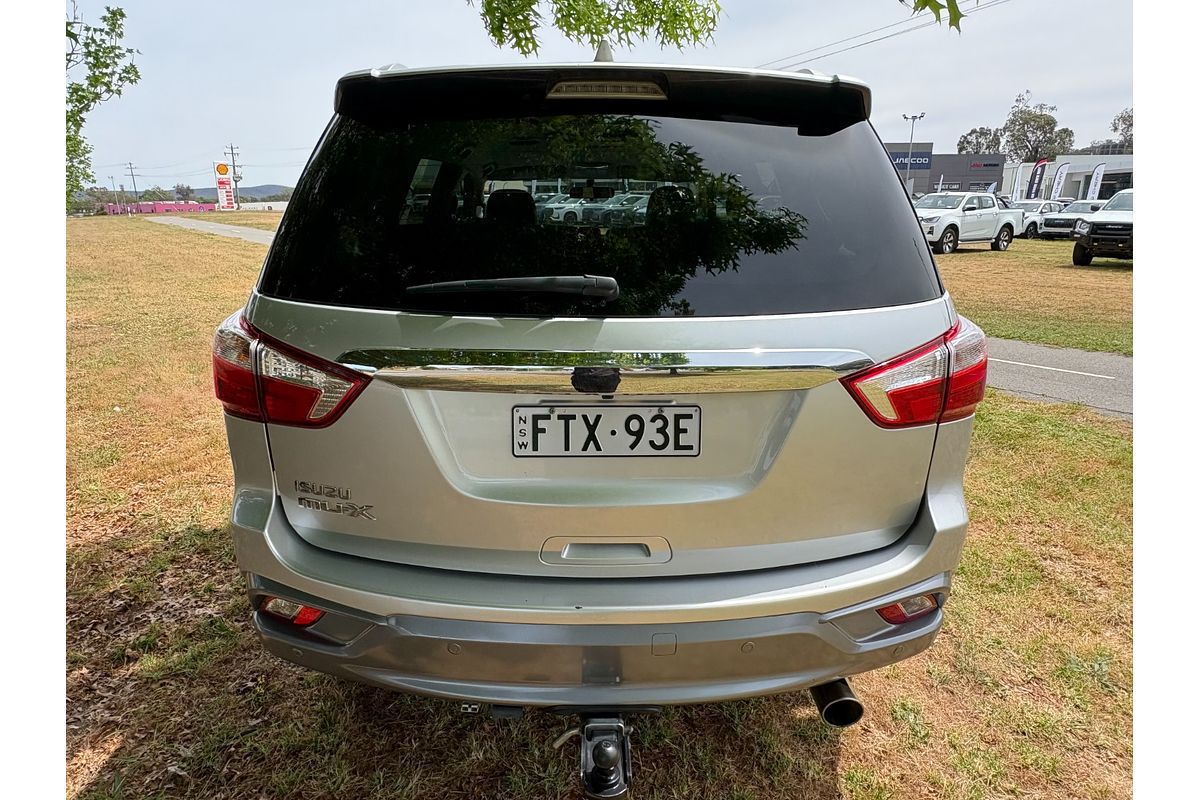 2020 Isuzu MU-X LS-T