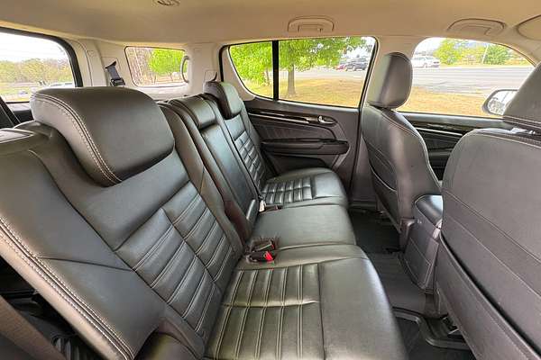 2020 Isuzu MU-X LS-T