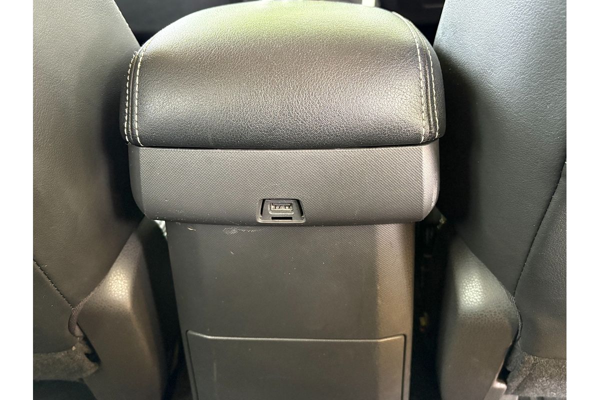 2020 Isuzu MU-X LS-T