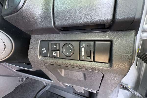 2020 Isuzu MU-X LS-T