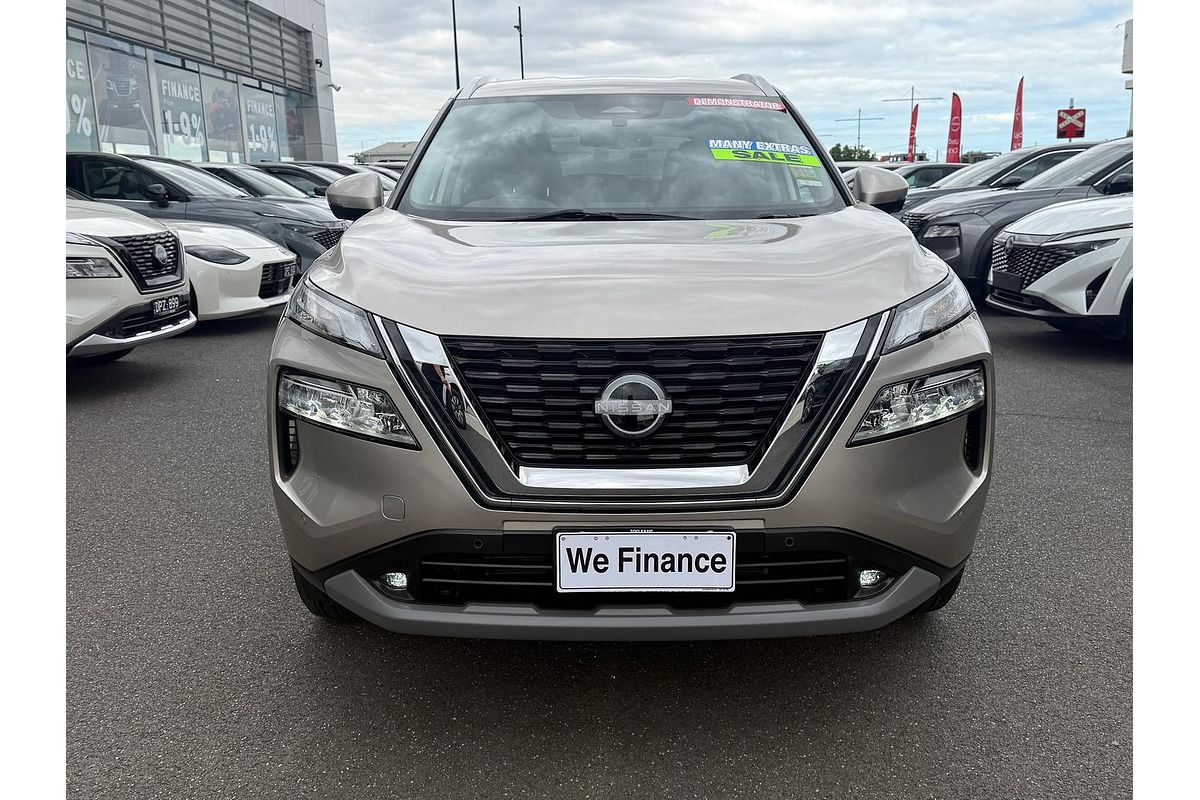 2024 Nissan X-TRAIL ST-L T33