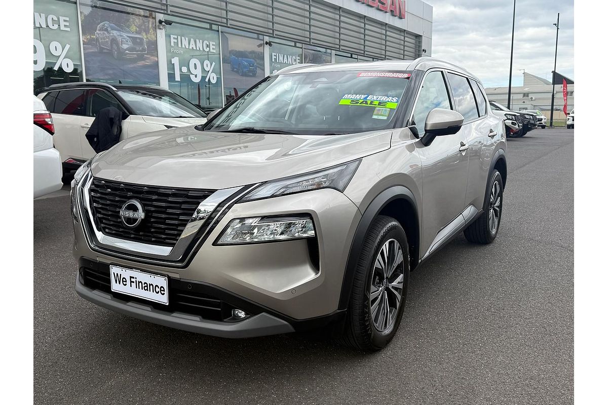 2024 Nissan X-TRAIL ST-L T33