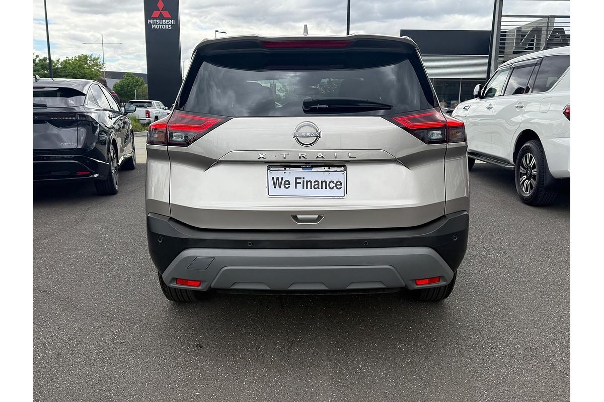 2024 Nissan X-TRAIL ST-L T33