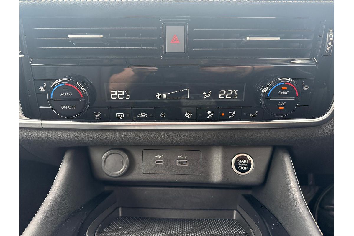 2024 Nissan X-TRAIL ST-L T33