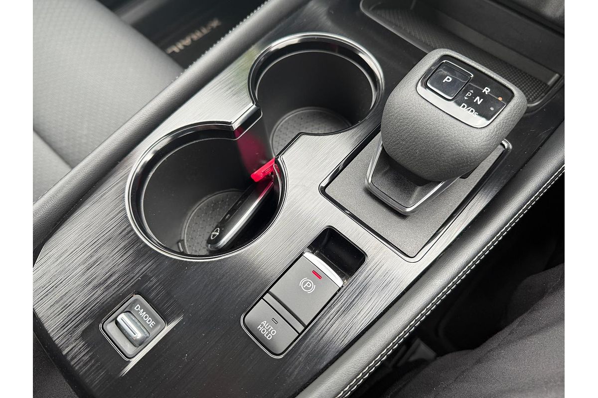 2024 Nissan X-TRAIL ST-L T33