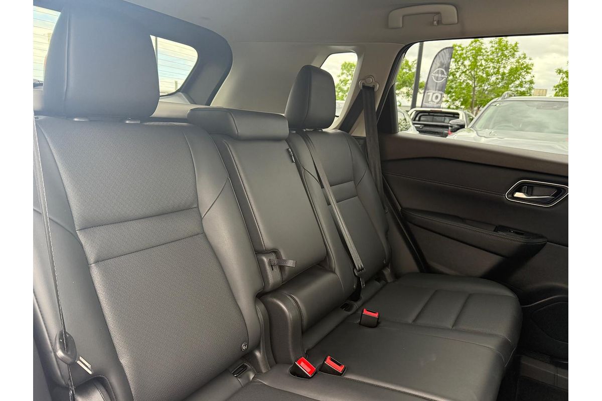 2024 Nissan X-TRAIL ST-L T33