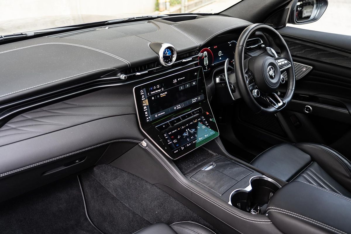 2024 Maserati Grecale Modena M182