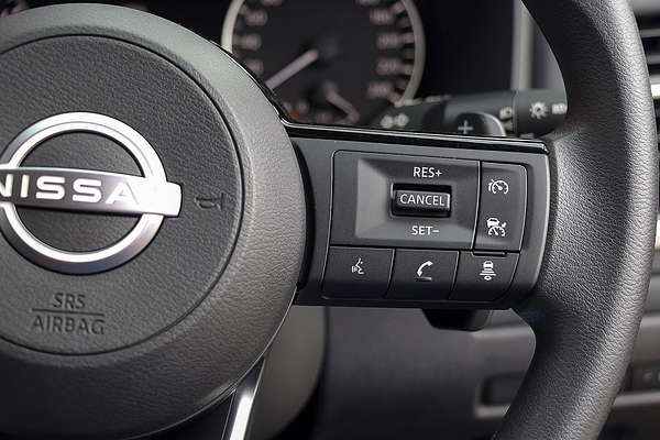 2025 Nissan X-TRAIL ST T33