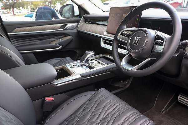 2025 GWM Tank 500 Ultra Hi4-T PHEV P03