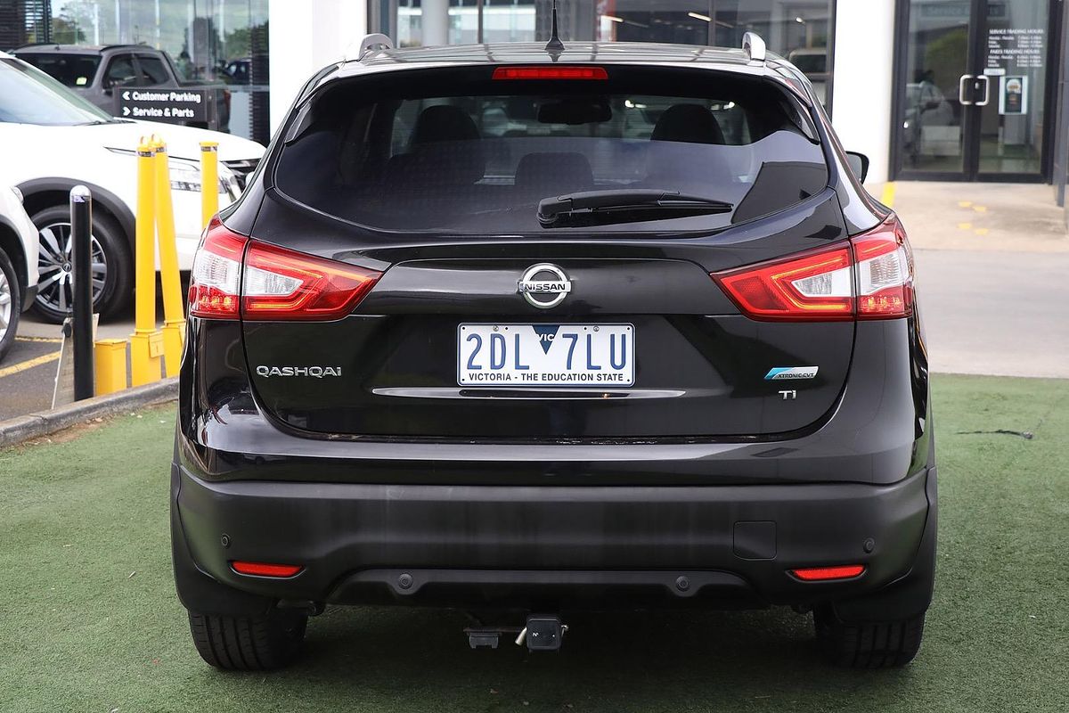 2016 Nissan QASHQAI Ti J11