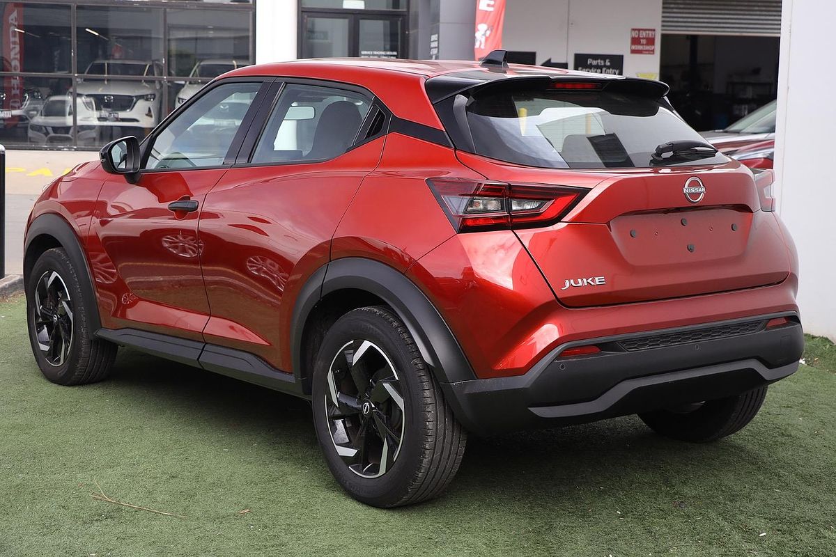 2024 Nissan JUKE ST+ F16