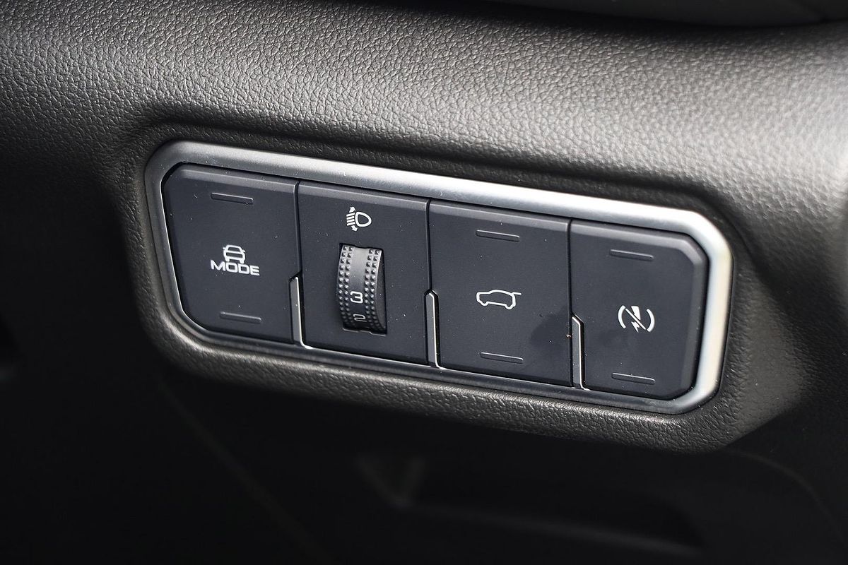 2025 GWM Ora Lux ES11