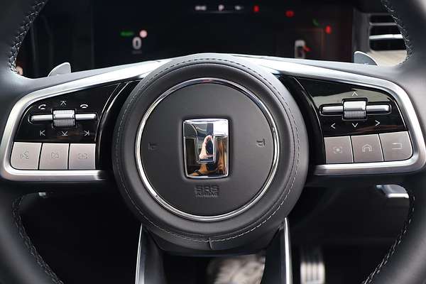 2025 GWM Tank 500 Ultra Hi4-T PHEV P03