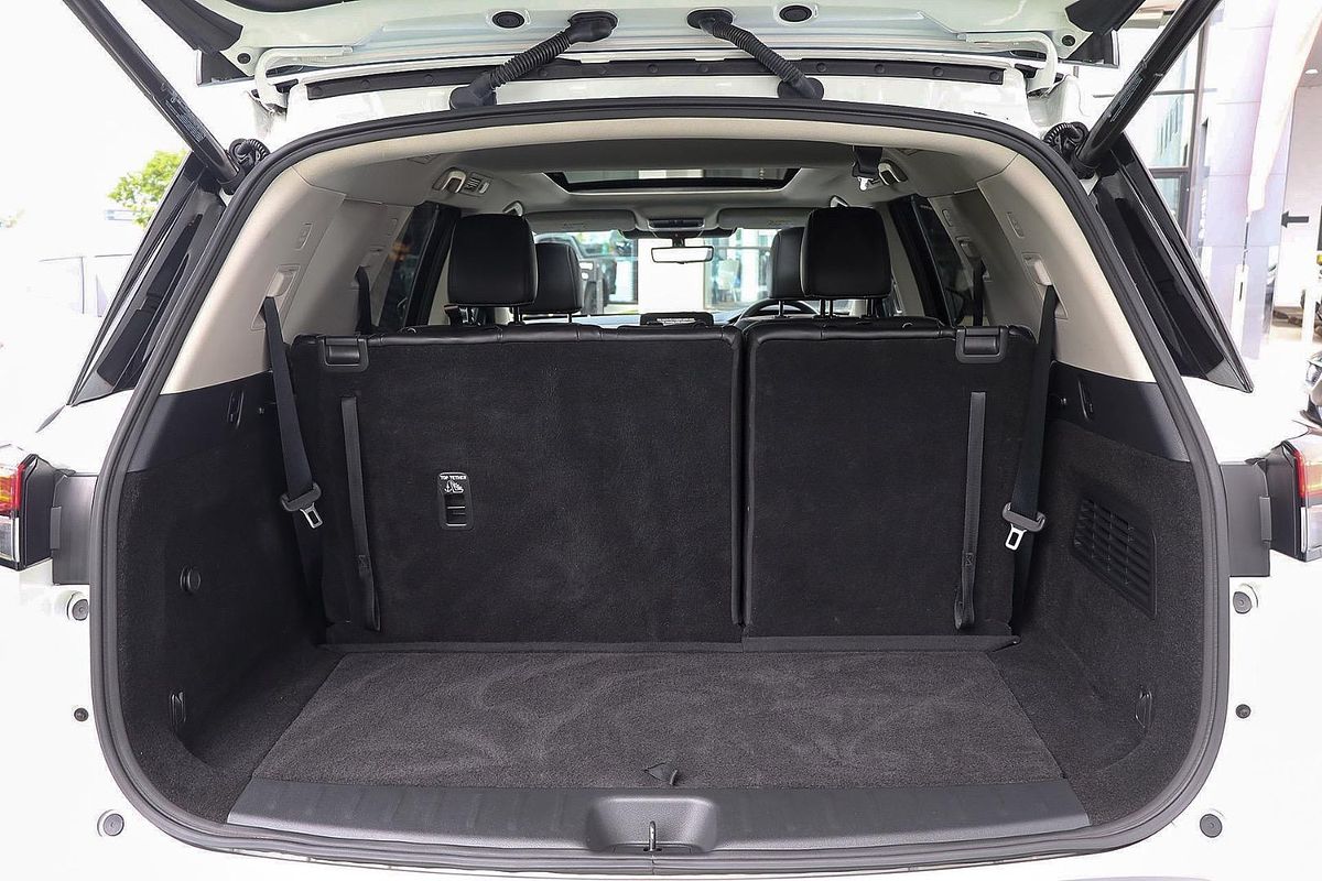 2022 Nissan Pathfinder Ti-L R53