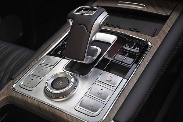 2025 GWM Tank 500 Ultra Hi4-T PHEV P03