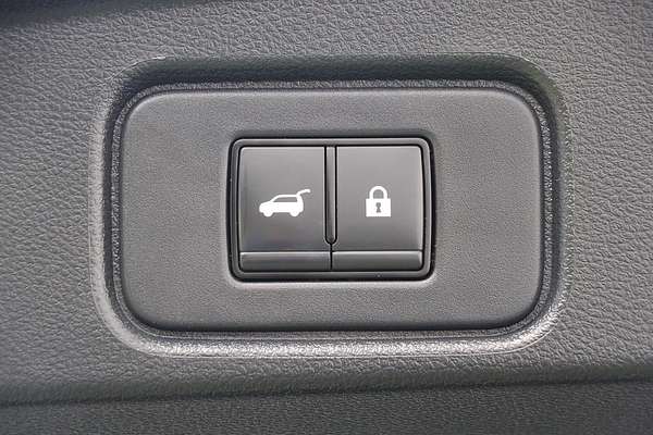 2022 Nissan Pathfinder Ti-L R53