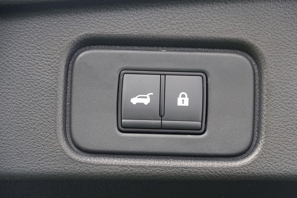 2024 Nissan Pathfinder ST-L R53