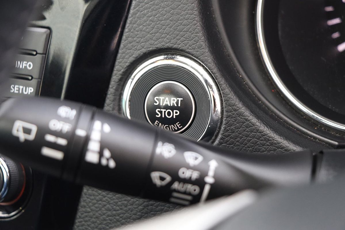 2016 Nissan QASHQAI Ti J11