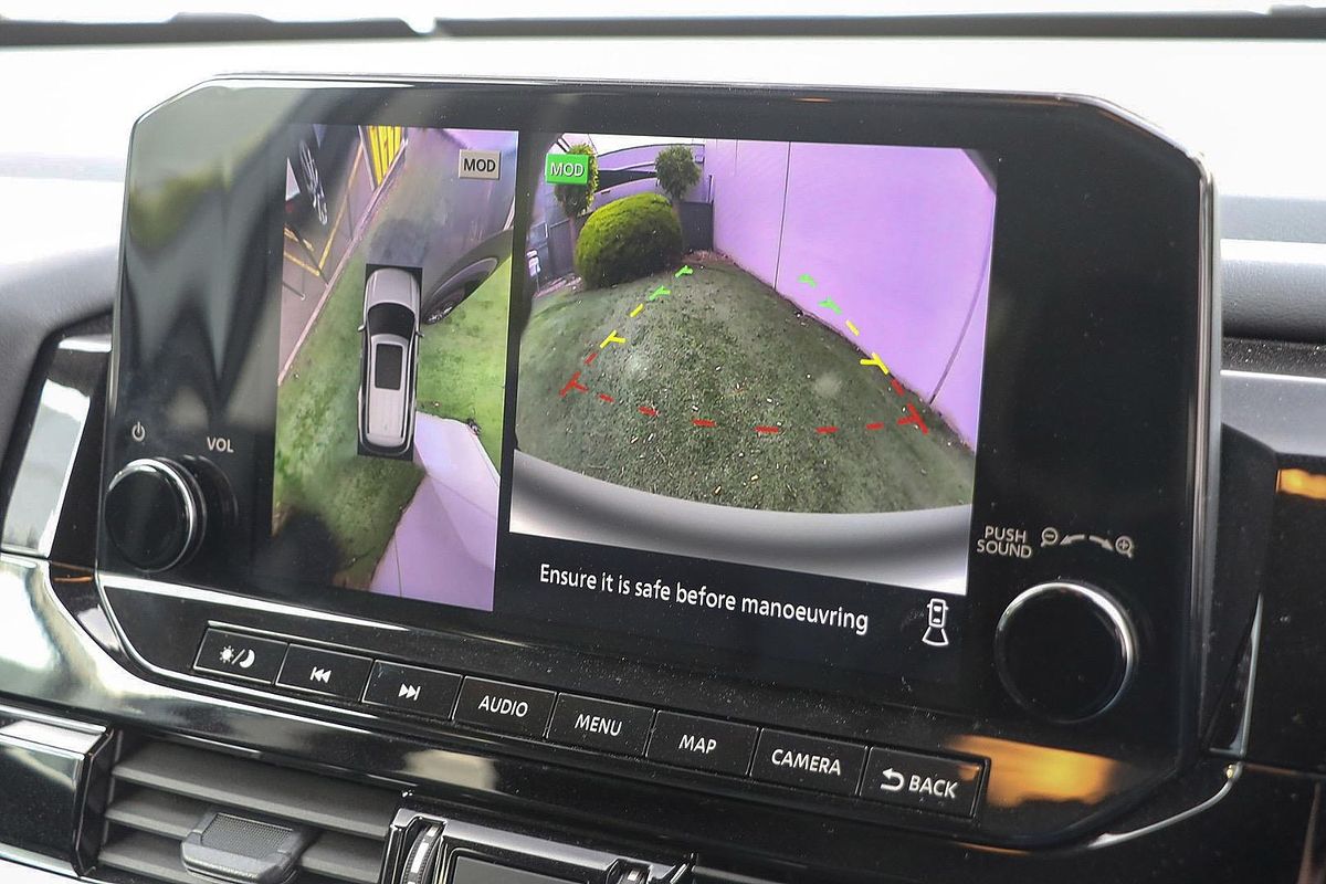 2024 Nissan Pathfinder ST-L R53