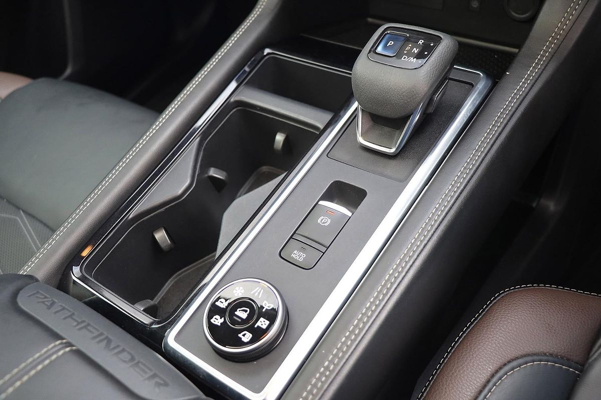 2022 Nissan Pathfinder Ti-L R53