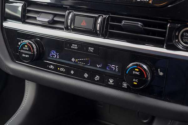 2024 Nissan Pathfinder ST-L R53