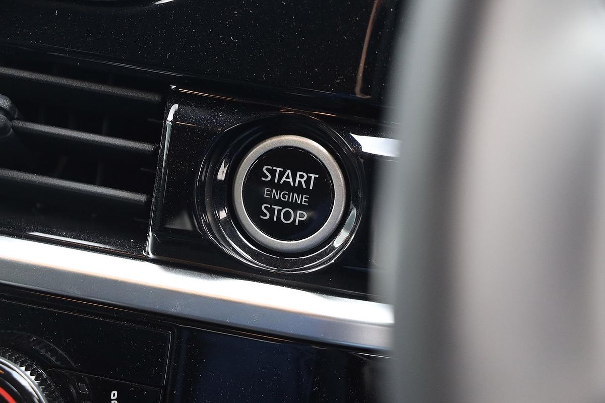 2024 Nissan Pathfinder ST-L R53