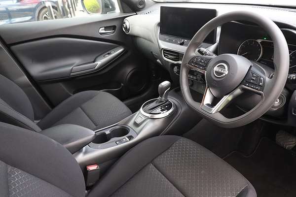 2024 Nissan JUKE ST+ F16