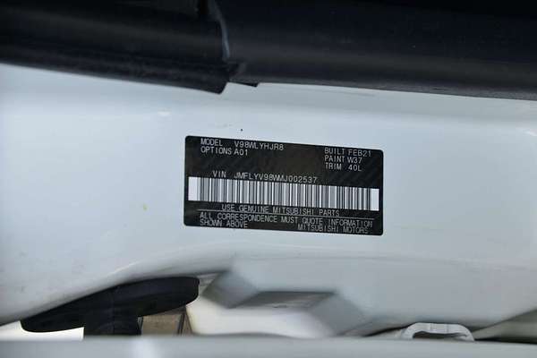 2021 Mitsubishi Pajero GLX NX