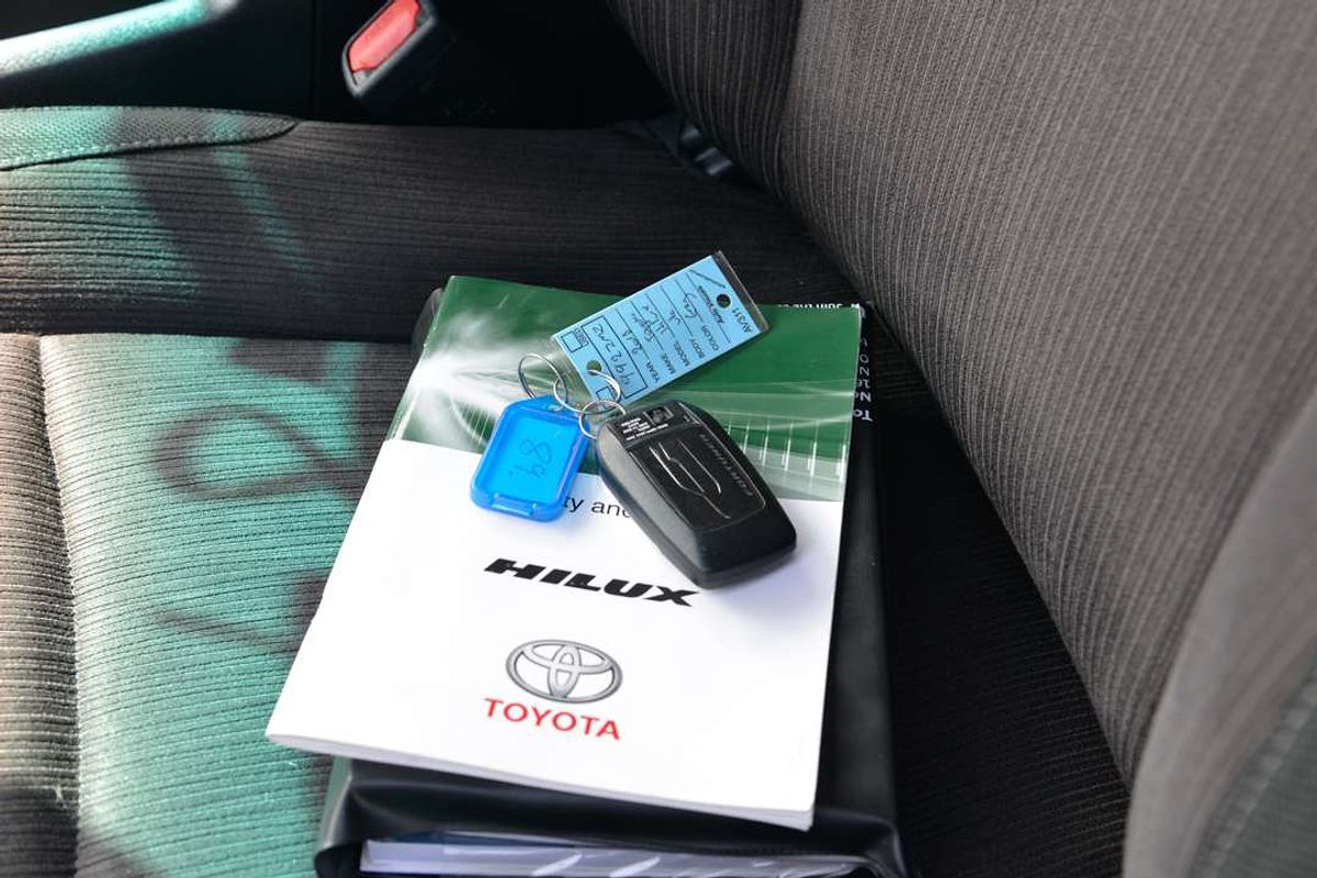 2018 Toyota Hilux SR5 GUN126R 4X4