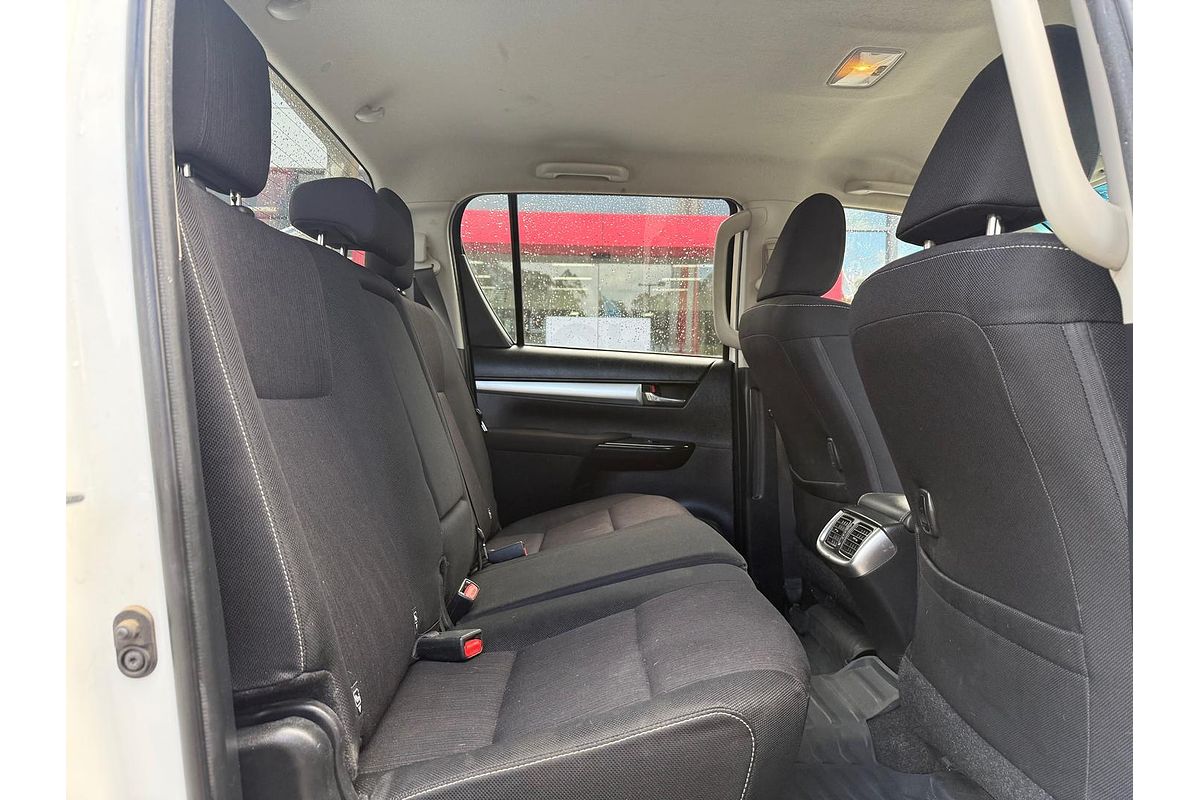 2018 Toyota Hilux SR5 GUN126R 4X4