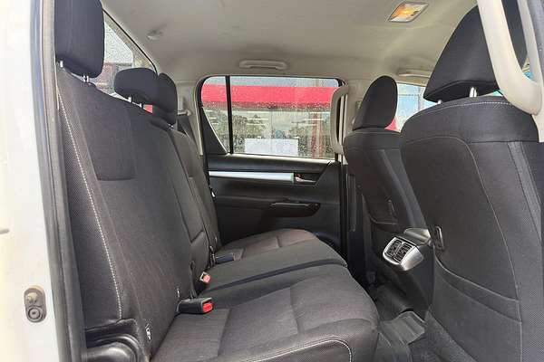 2018 Toyota Hilux SR5 GUN126R 4X4